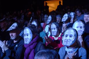 Okay, it looks rather creepy when the whole stadium is wearing Peter Gade's masks.
