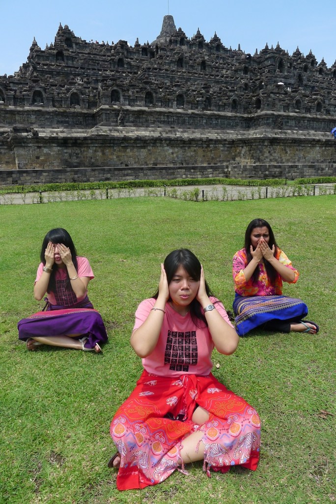 See no evil. Hear no evil. Speak no evil.