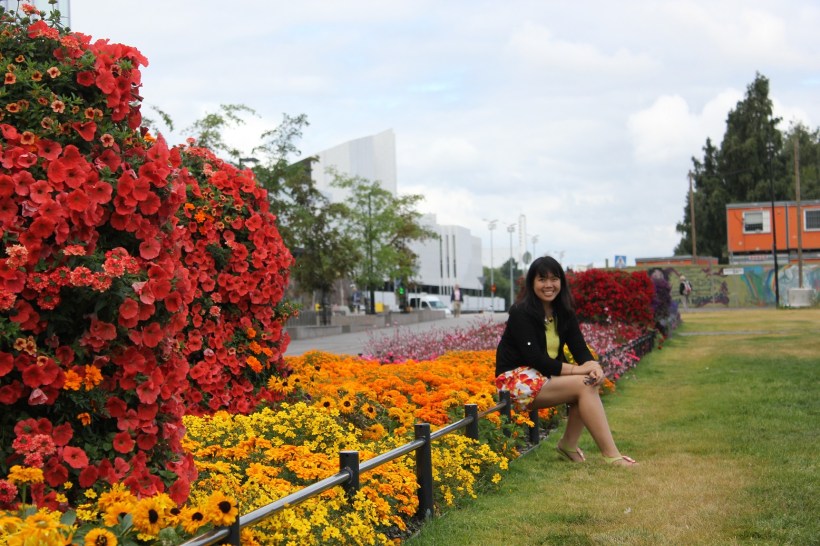 I was genuinely scared that the bees would mistaken my skirt for the flowers.